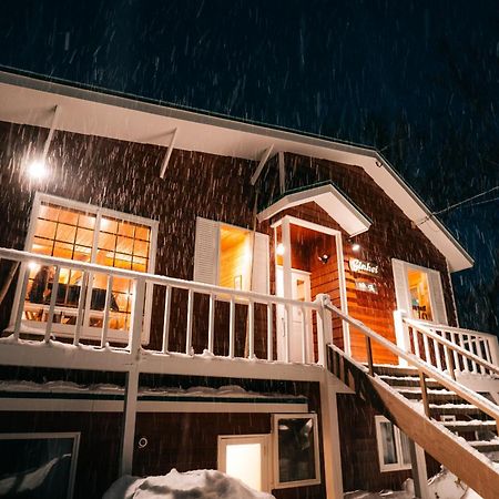Alpenglow Lodges Ginkei Niseko Bagian luar foto