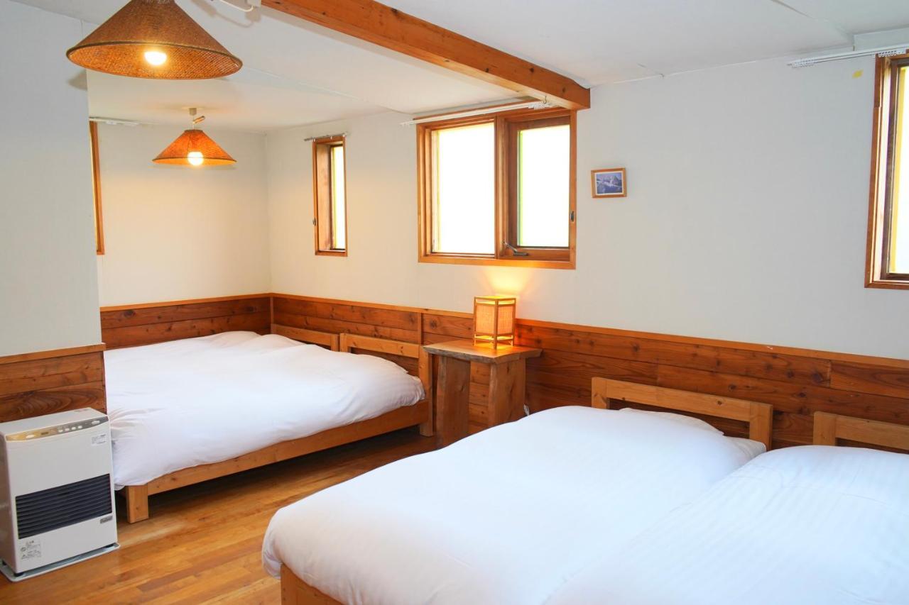 Alpenglow Lodges Ginkei Niseko Bagian luar foto
